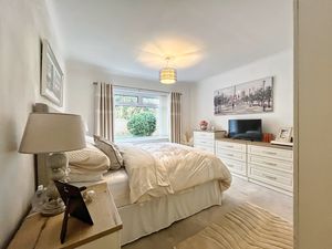 Photo 41- click for photo gallery